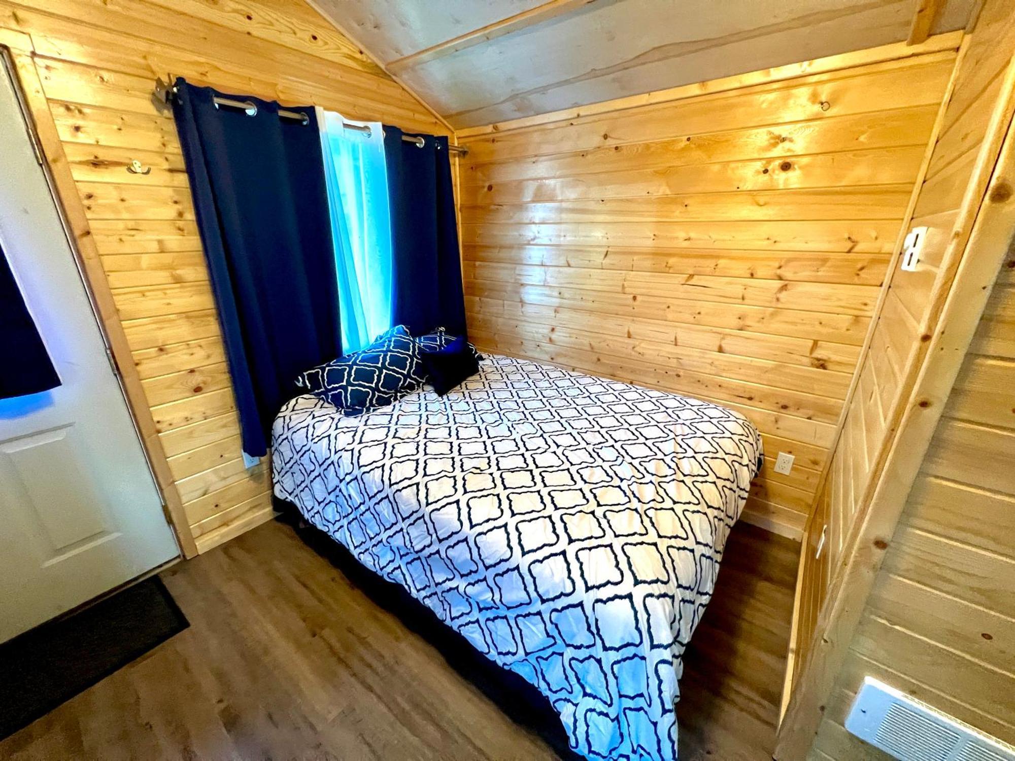 Triple G'S Resort - Cabin 8 파인빌 객실 사진